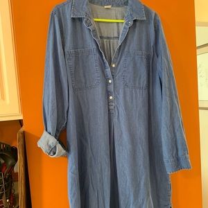 Old Navy chambray shift dress